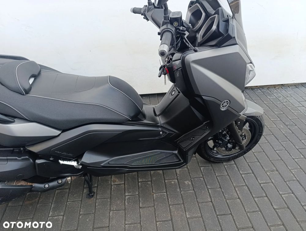Yamaha X-max - 27