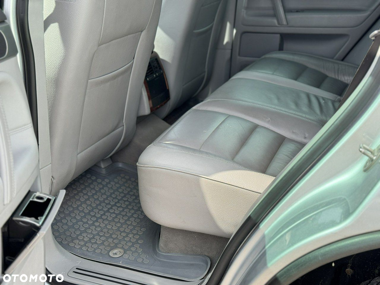Volkswagen Touareg - 22