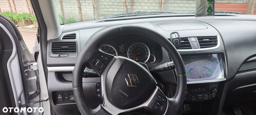 Suzuki Swift 1.2 Premium - 5