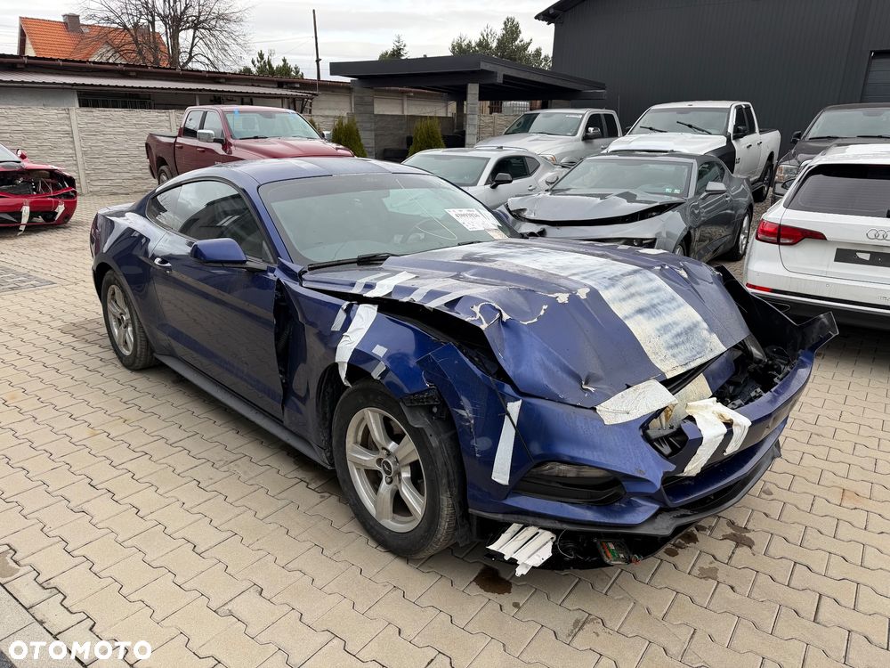Ford Mustang 3.7 V6 - 8
