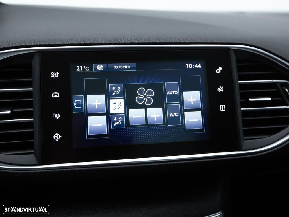 Peugeot 308 SW - 17