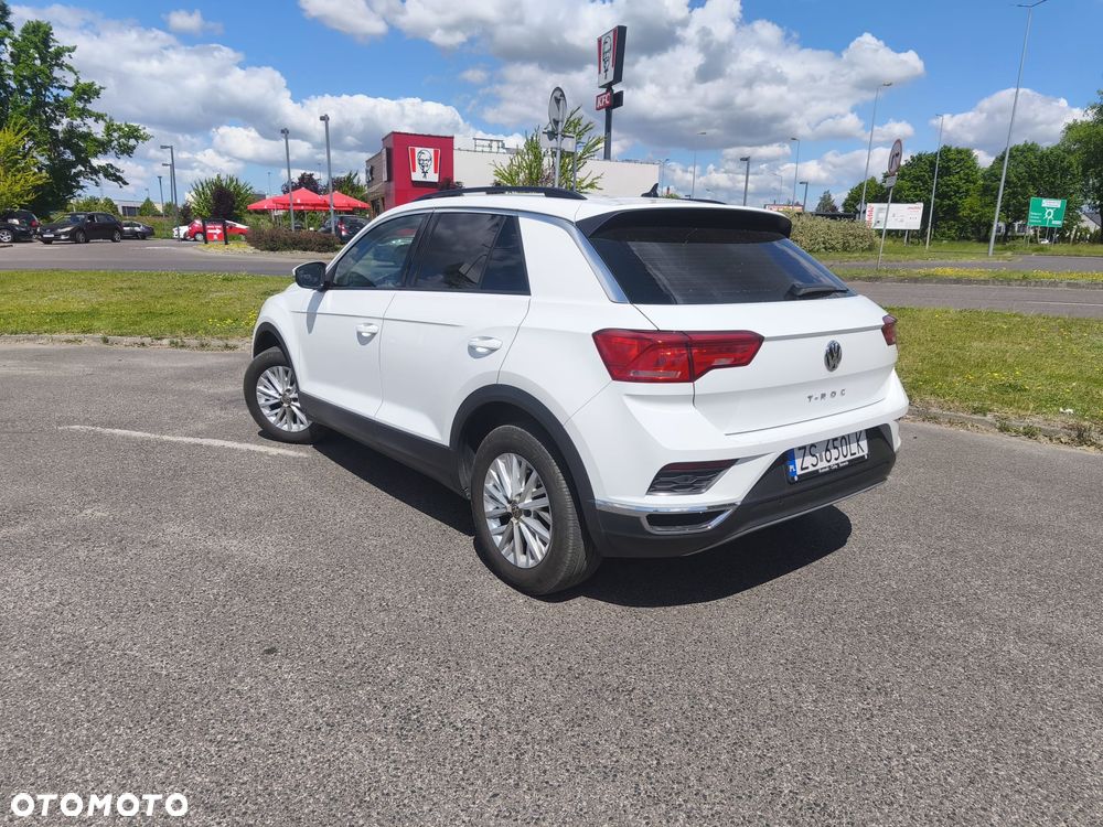 Volkswagen T-Roc ver-1-5-tsi-act-advance-dsg - 17