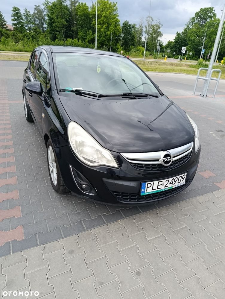 Opel Corsa - 1