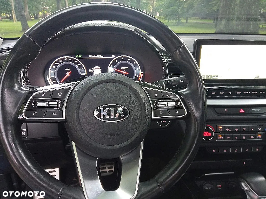 Kia Ceed SW 1.4 T-GDI DCT OPF Platinum Edition - 20
