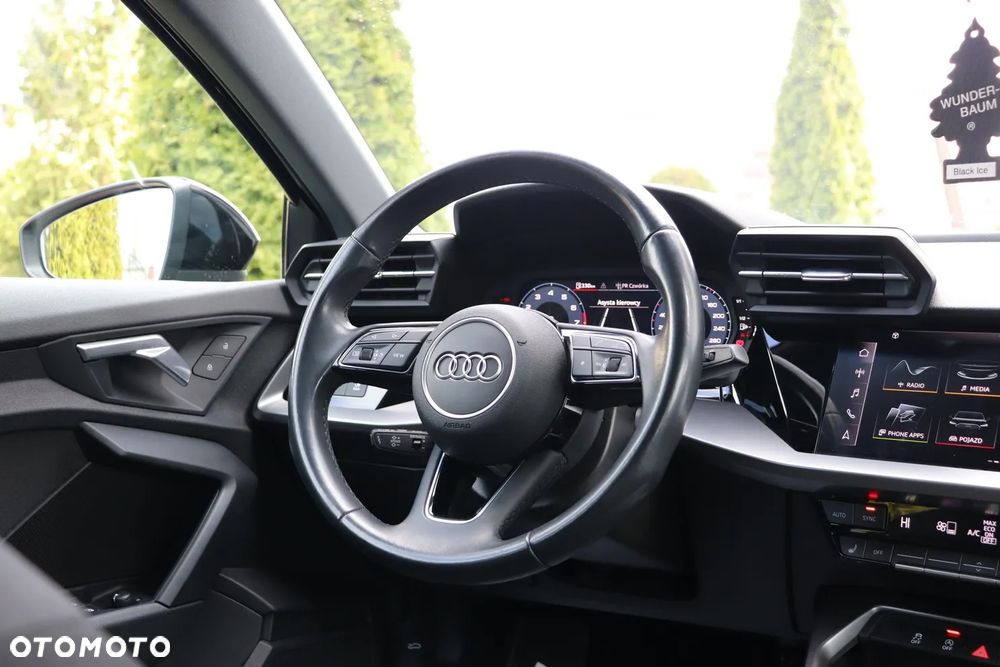 Audi A3 Sportback 35 TFSI S tronic - 12