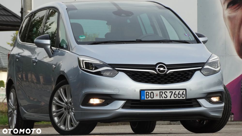 Opel Zafira 2.0 D (CDTI ecoFLEX) Start/Stop Business Innovation - 1