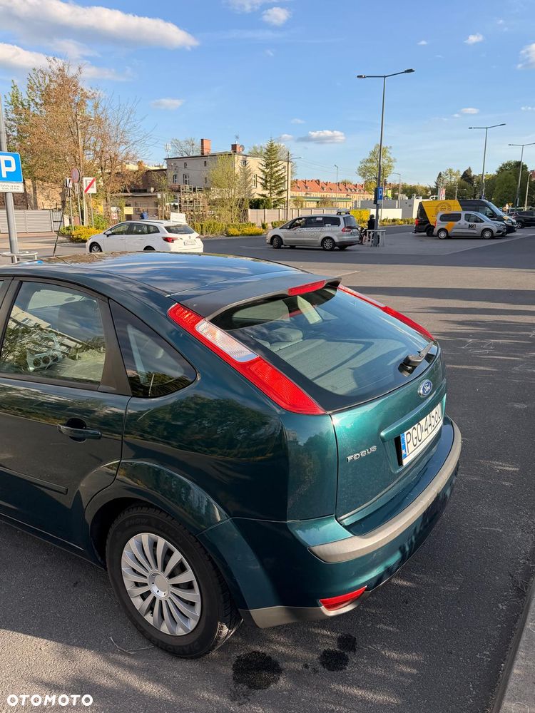 Ford Focus 1.6 16V Trend - 4