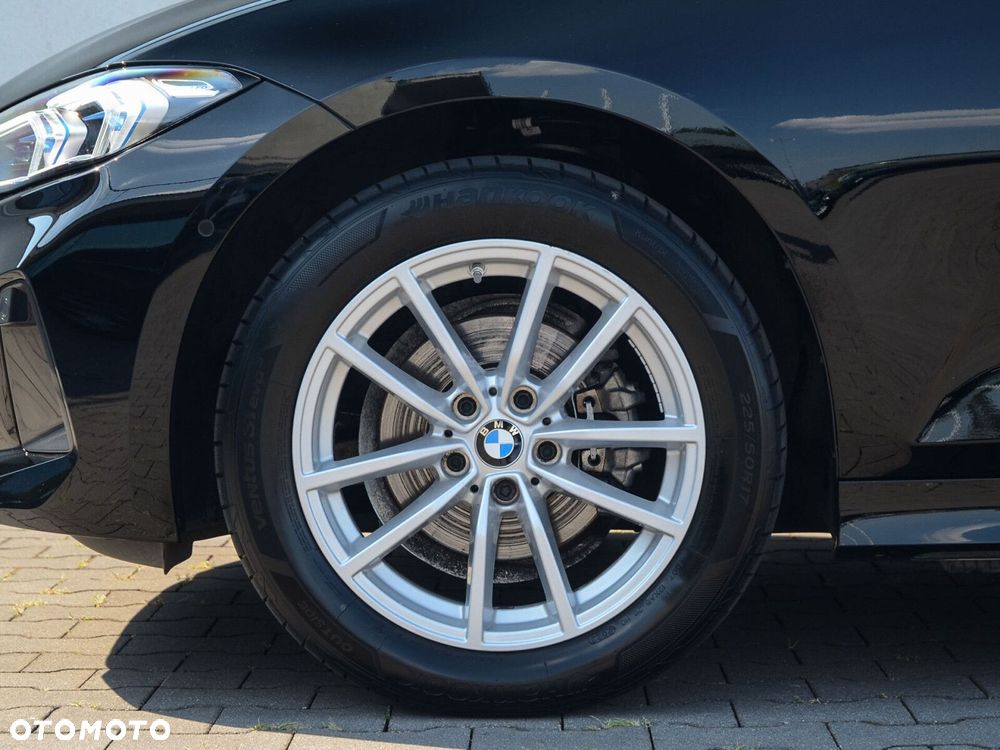 BMW Seria 3 318i - 9