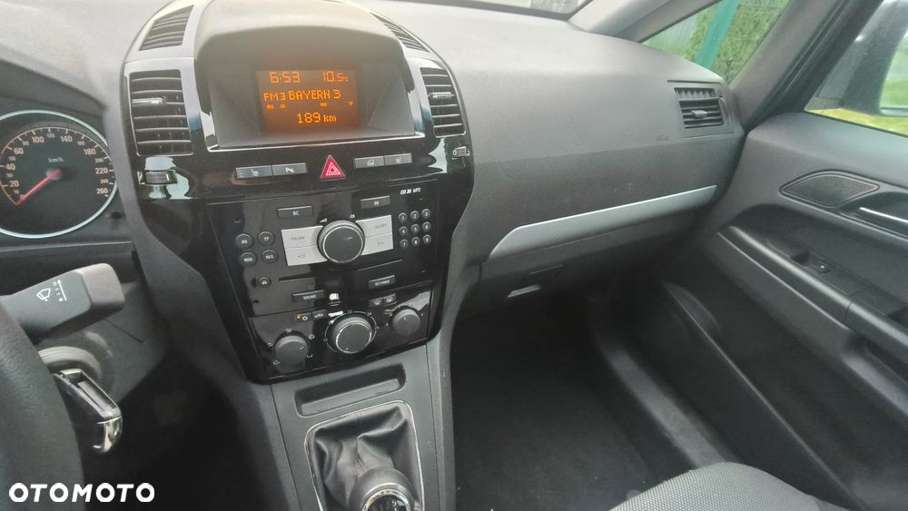 Opel Zafira 1.8 Design Edition - 8