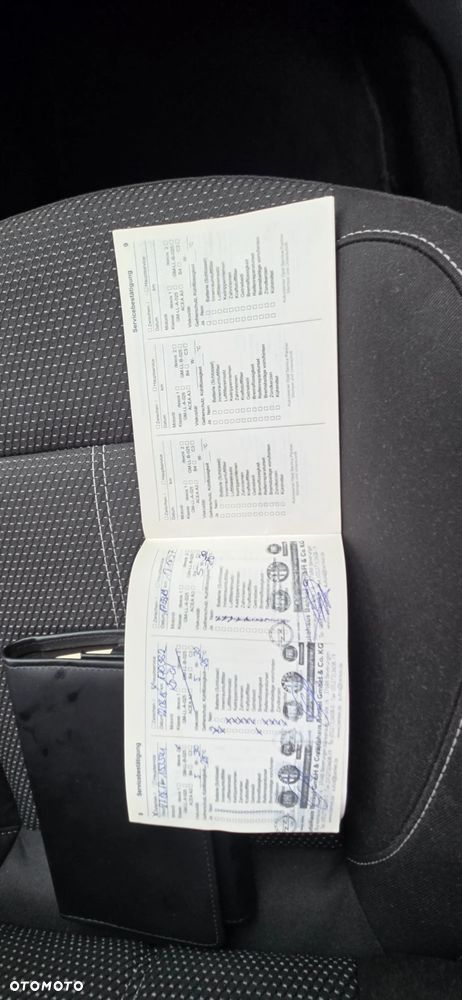 Opel Astra 2.0 CDTI DPF Automatik Design Edition - 35