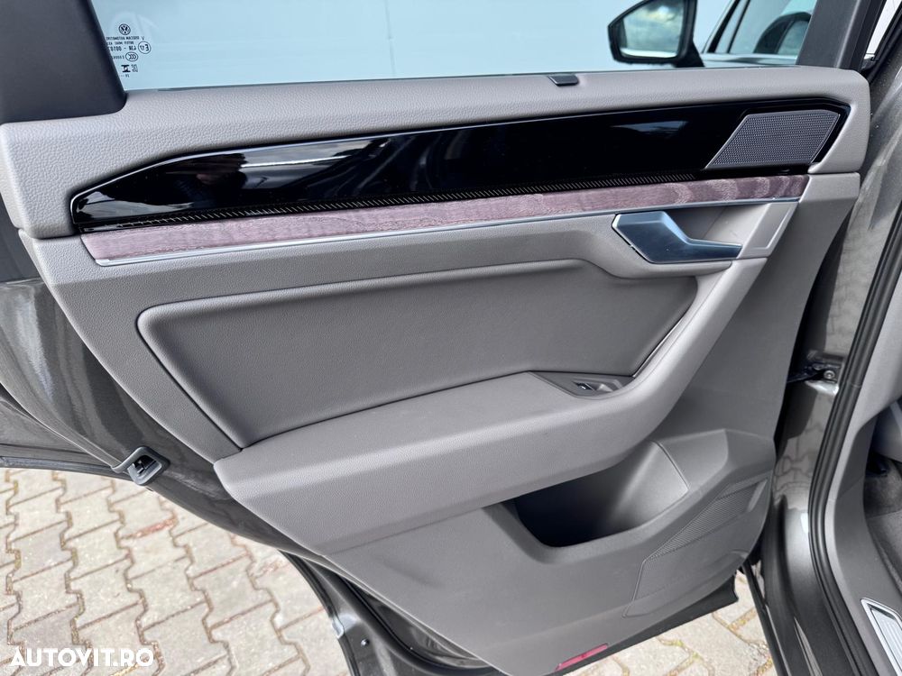 Volkswagen Touareg V6 TSI eHybrid PHEV Elegance - 26