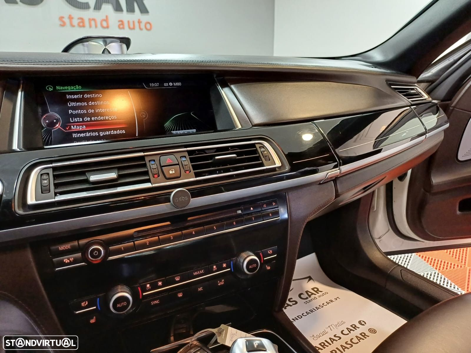BMW 740 d xDrive Pack M - 23