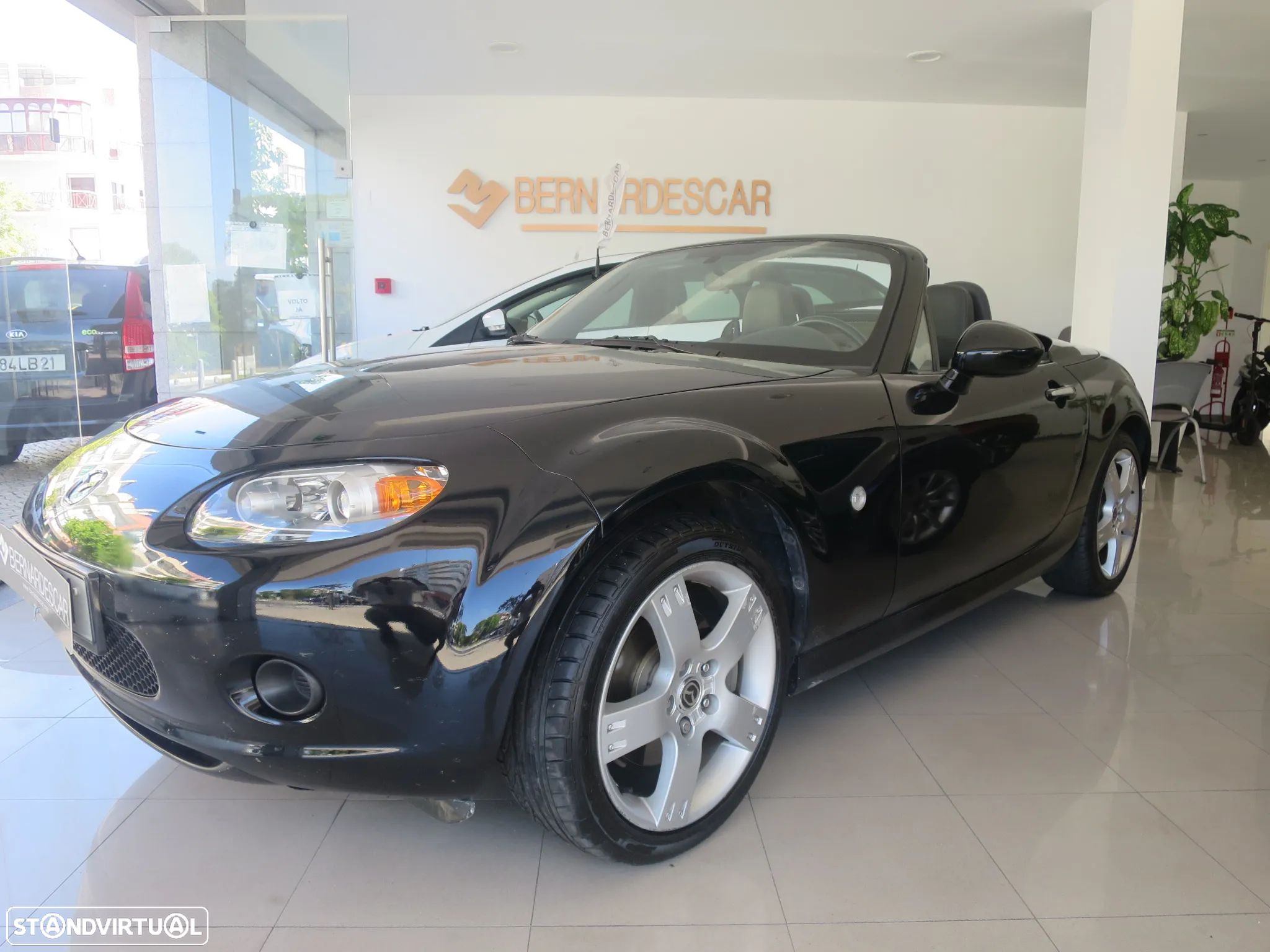 Mazda MX-5 MZR 1.8 Exclusive - 1