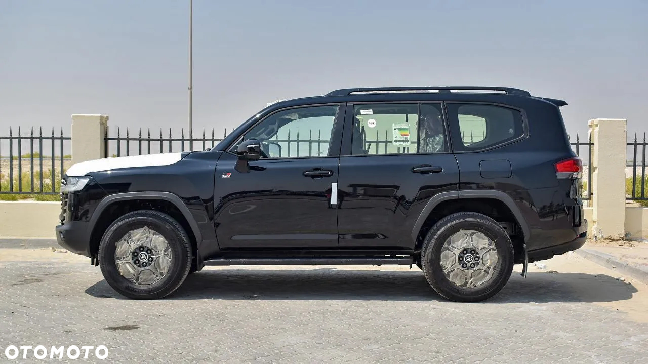 Toyota Land Cruiser - 25