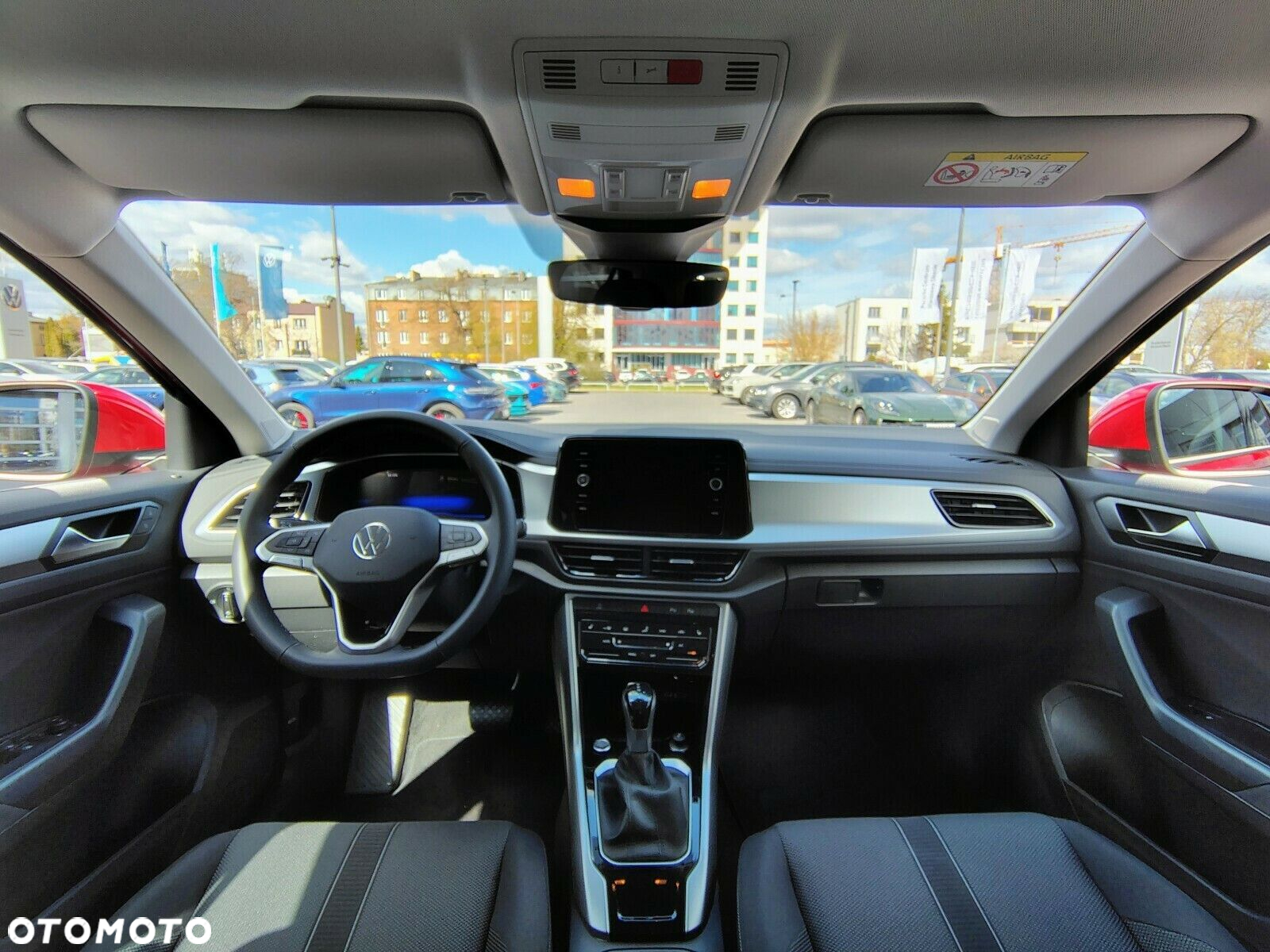 Volkswagen T-Roc - 21