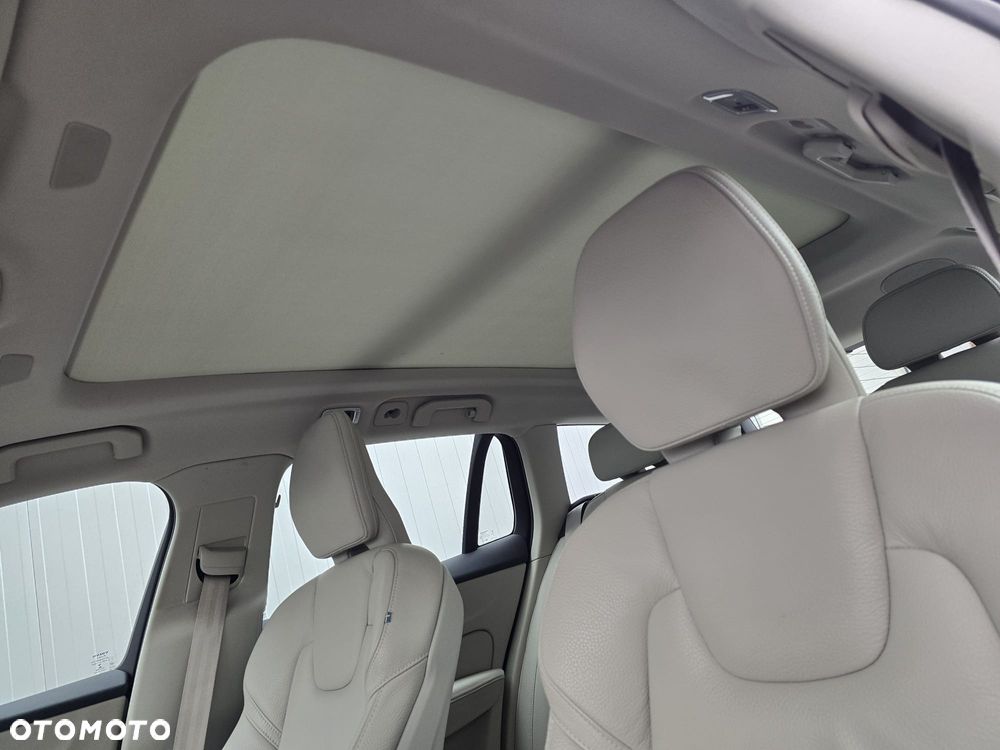 Volvo V60 T4 Geartronic R-Design - 11