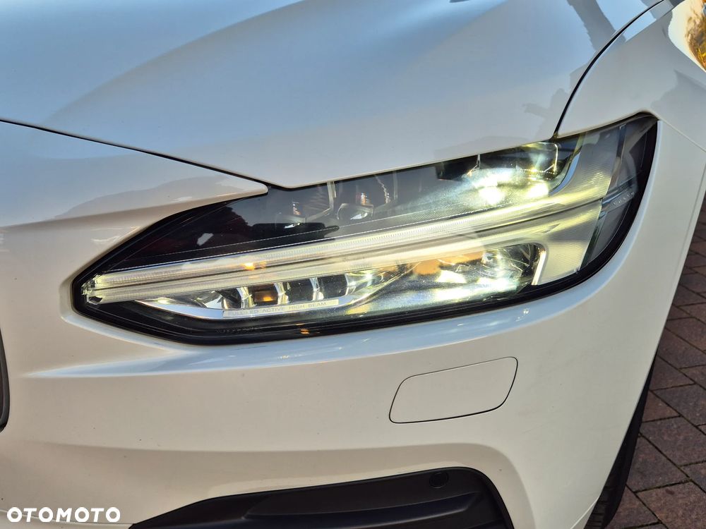 Volvo S90 D4 SCR Momentum Pro - 18