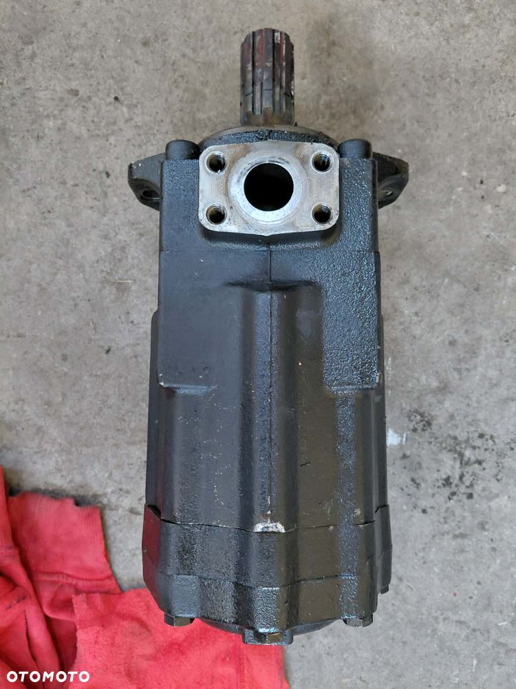 Pompa Hydrauliczna Łopatkowa Parker Denison T6CCW B31 B14 SL00 C111 - 1