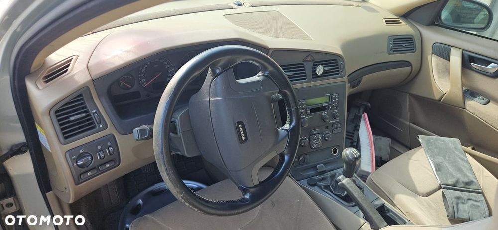 VOLVO V70 II 2.5TDI 99-05 RADIO - 15