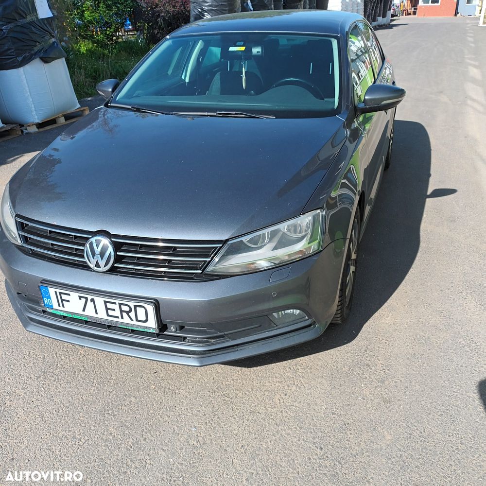 Volkswagen Jetta 2.0 TDI DSG BlueMotion Technologie - 1