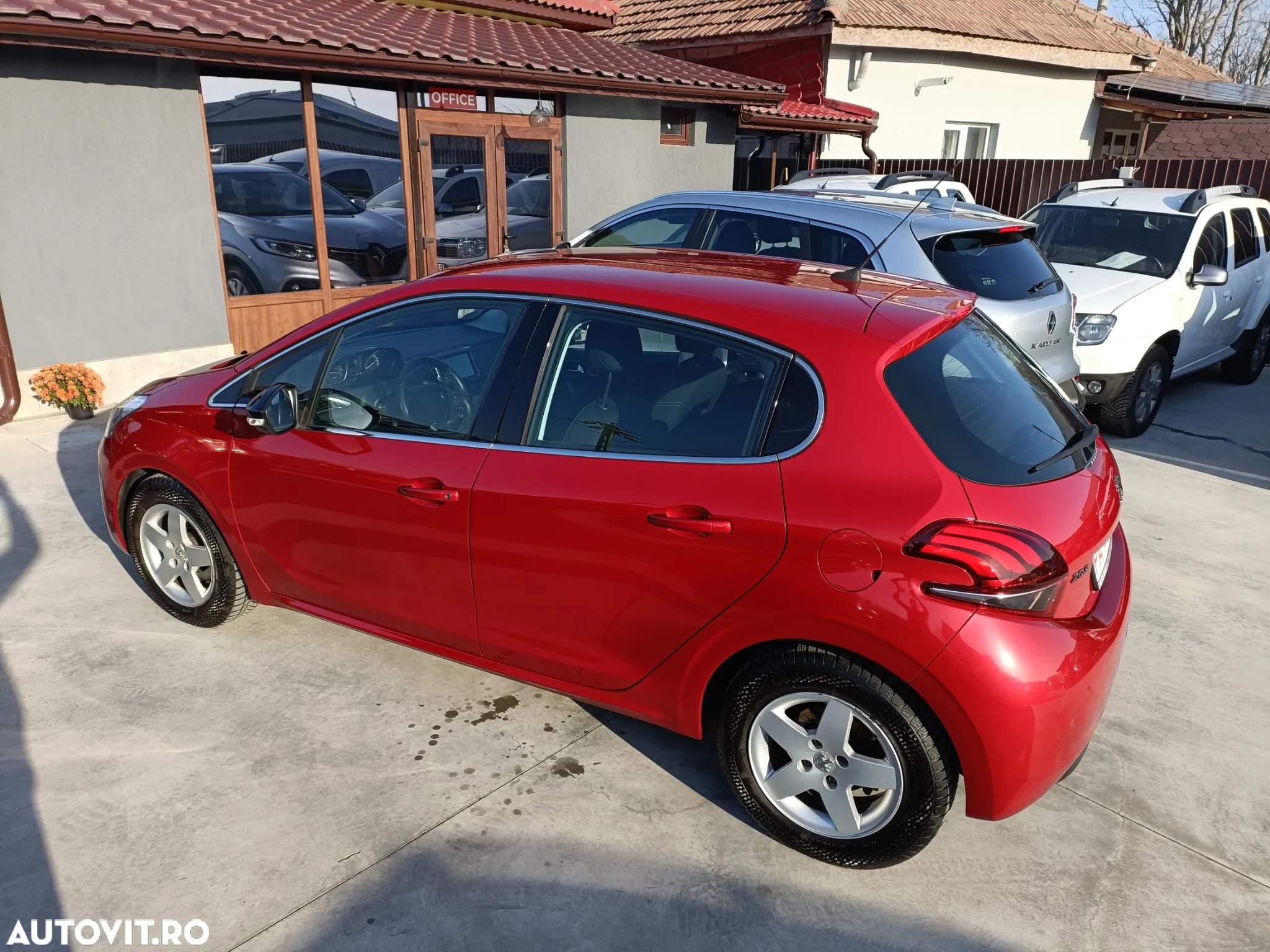 Peugeot 208 PureTech 110 Stop & Start Allure - 23