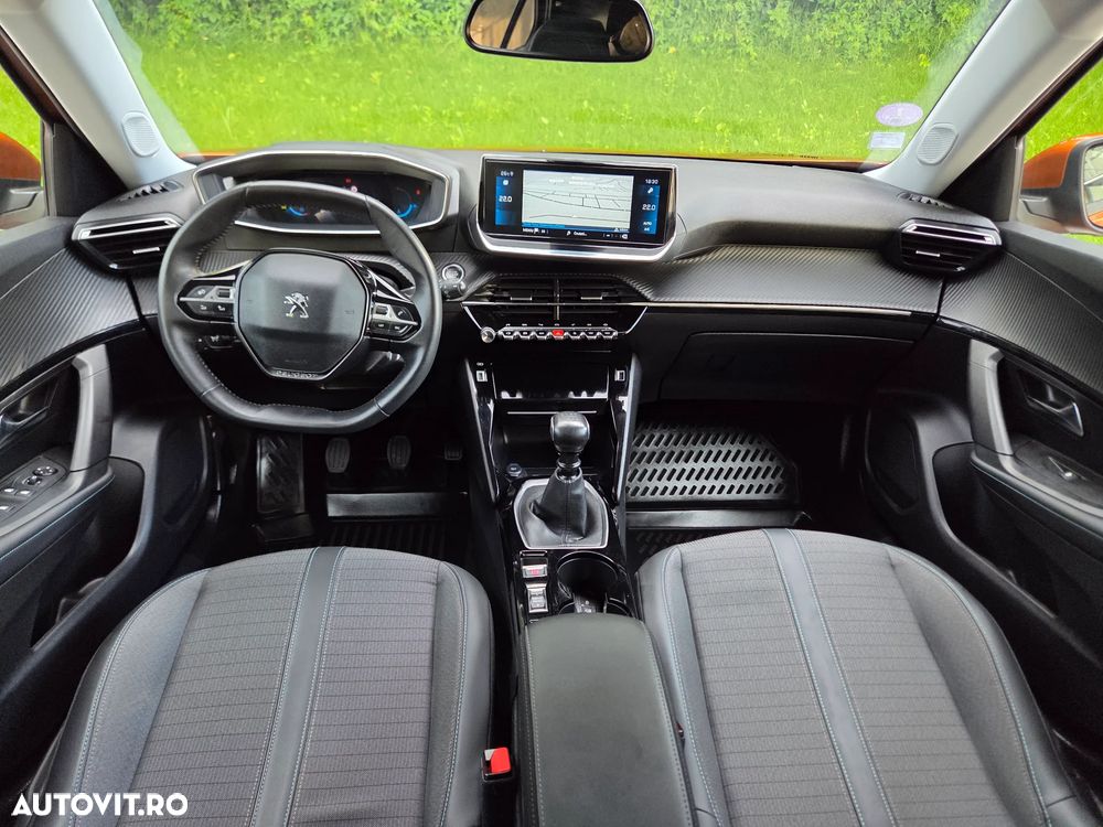 Peugeot 2008 PureTech 130 Allure Pack - 13