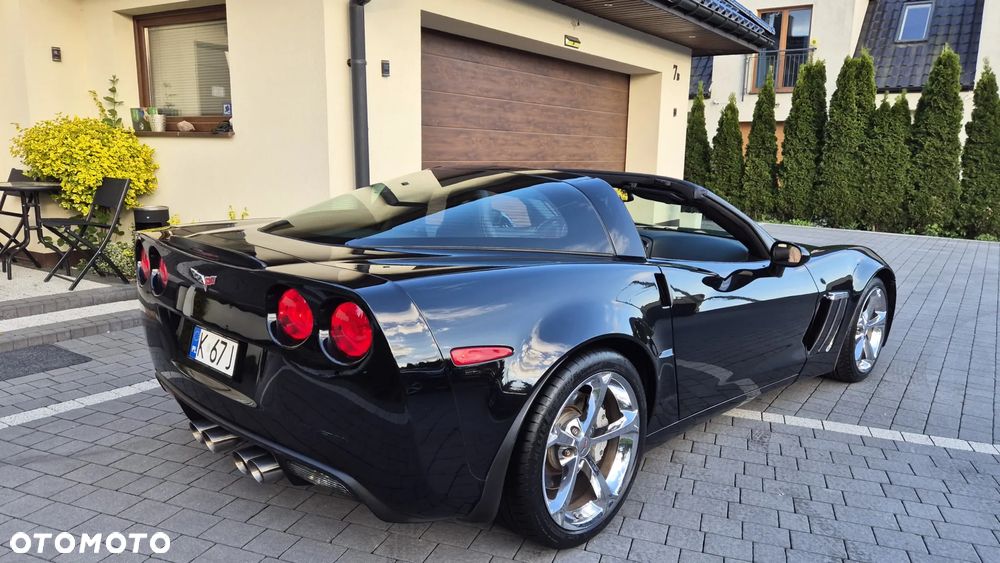 Chevrolet Corvette - 5