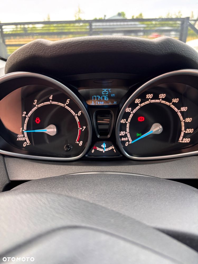Ford Fiesta - 17