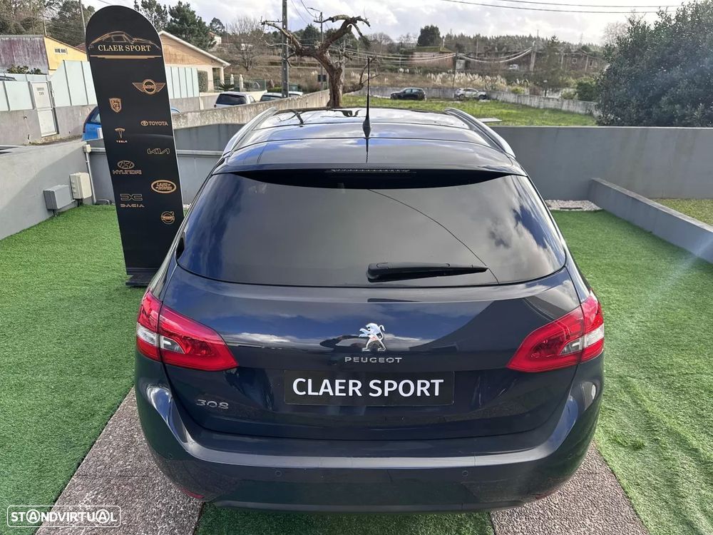 Peugeot 308 SW 1.2 PureTech Style - 12