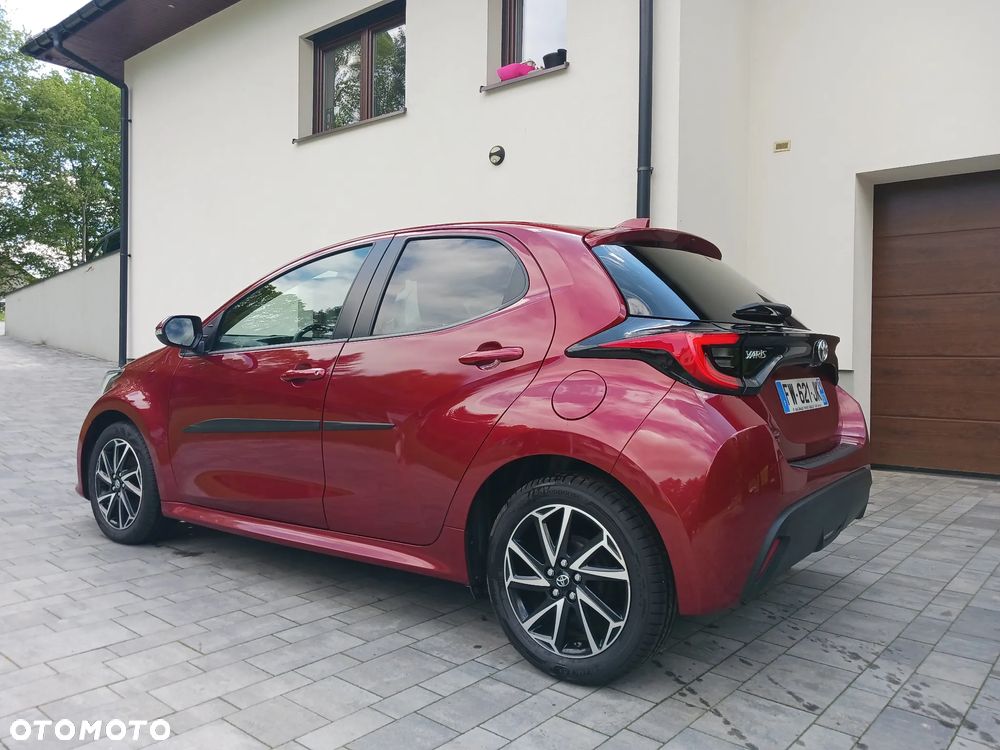 Toyota Yaris 1.5 VVT-iE Elegant - 3
