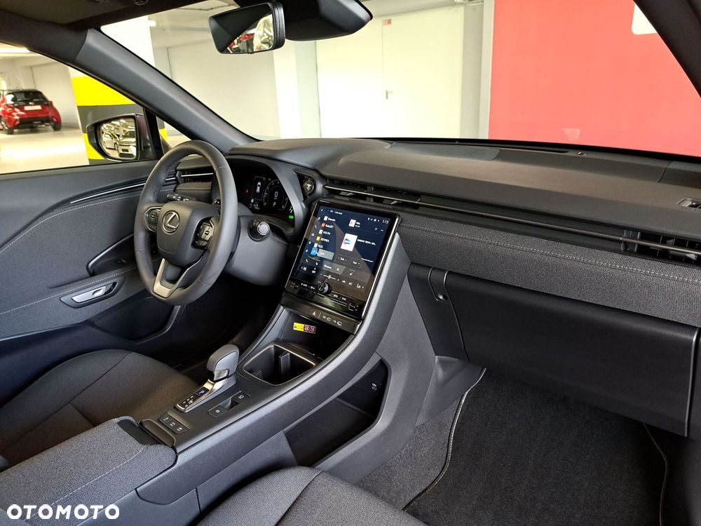 Lexus LBX 1.5 Hybrid - 18
