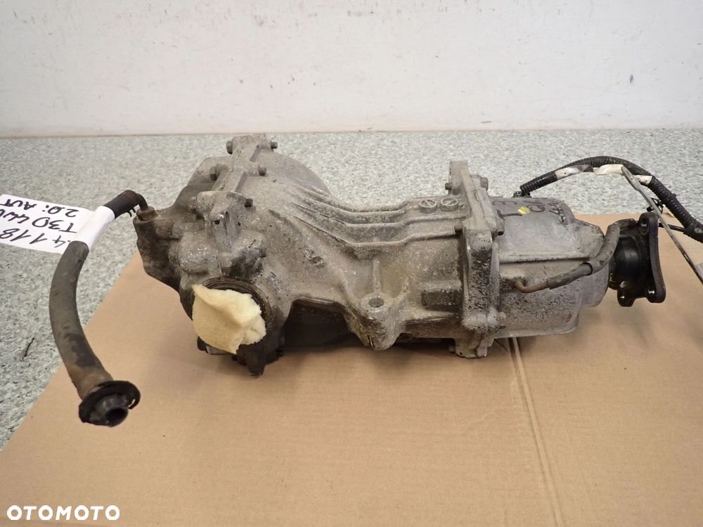 NISSAN XTRAIL T30 2.0i AUT 01-07 GŁÓWKA MOSTU TYLNEGO DYFER MOST - 4