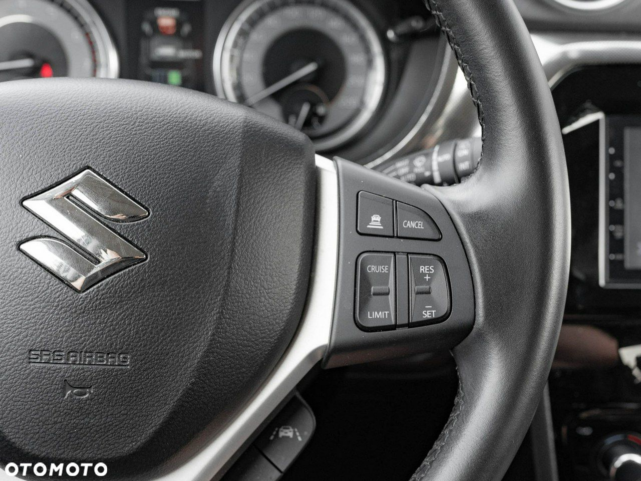 Suzuki Vitara - 17