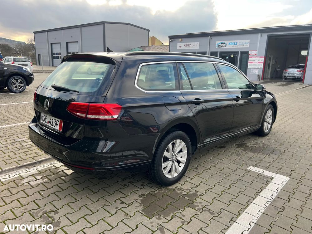 Volkswagen Passat Variant 2.0 TDI DSG (BlueMotion Technology) Comfortline - 16