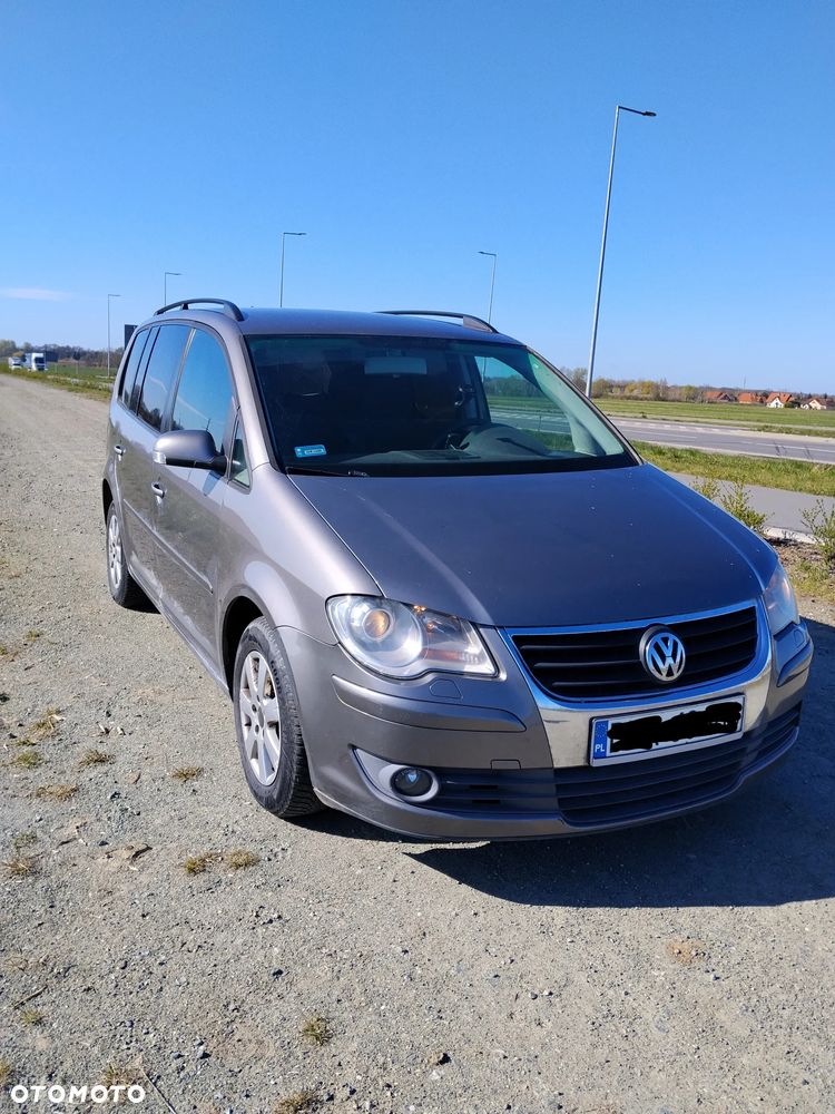 Volkswagen Touran 2.0 TDI Trendline - 2