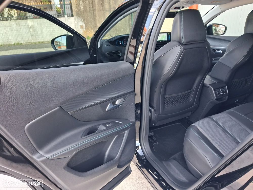 Peugeot 3008 225 e-EAT8 Allure Pack - 30