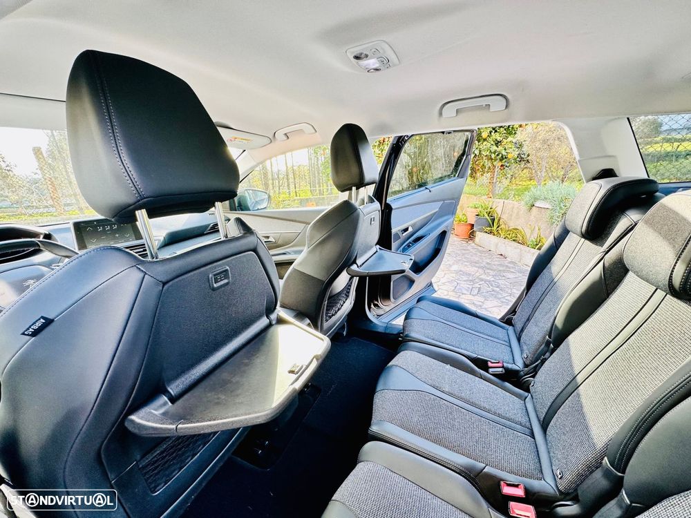 Peugeot 5008 1.2 PureTech Allure EAT8 - 12