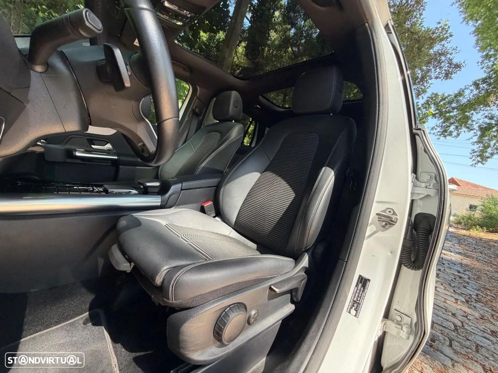 Mercedes-Benz GLA 250 e 8G-DCT Special Edition - 49
