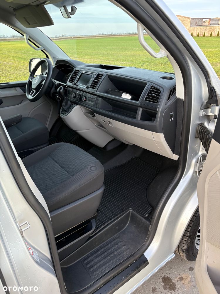 Volkswagen Transporter T6 - 15