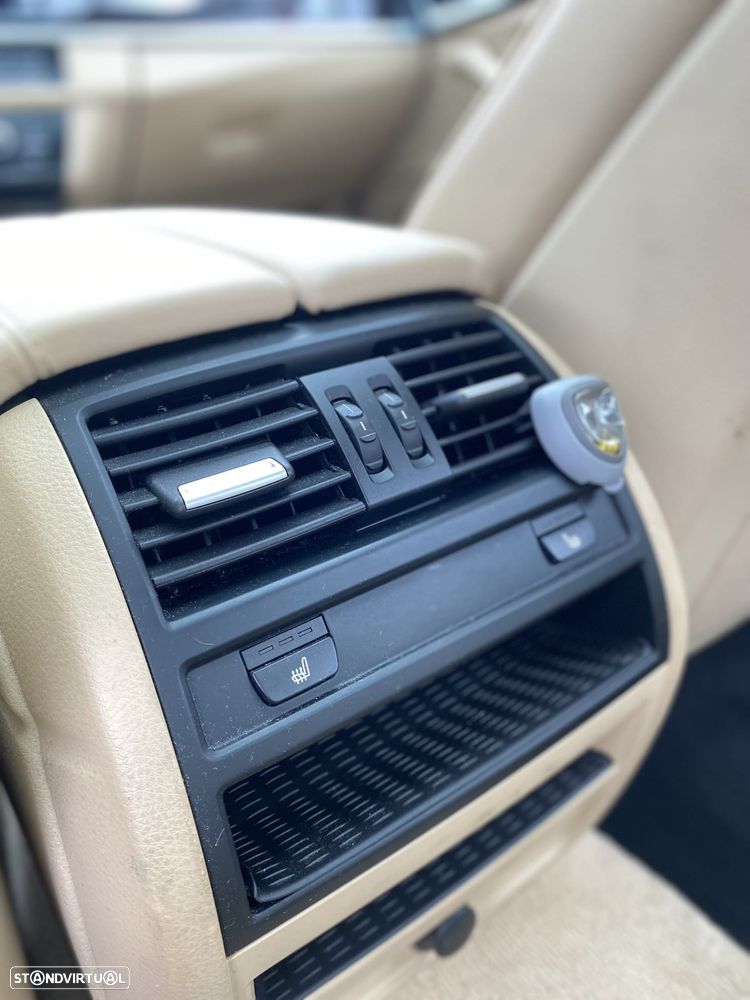 BMW 535 i xDrive Touring Sport-Aut. - 12