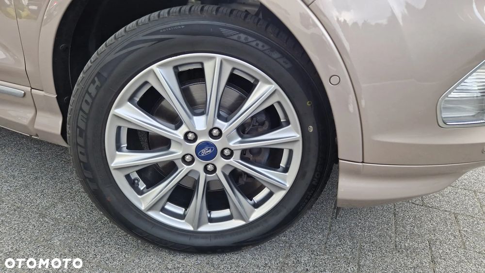Ford Kuga 1.5 EcoBoost 4x4 Vignale - 37