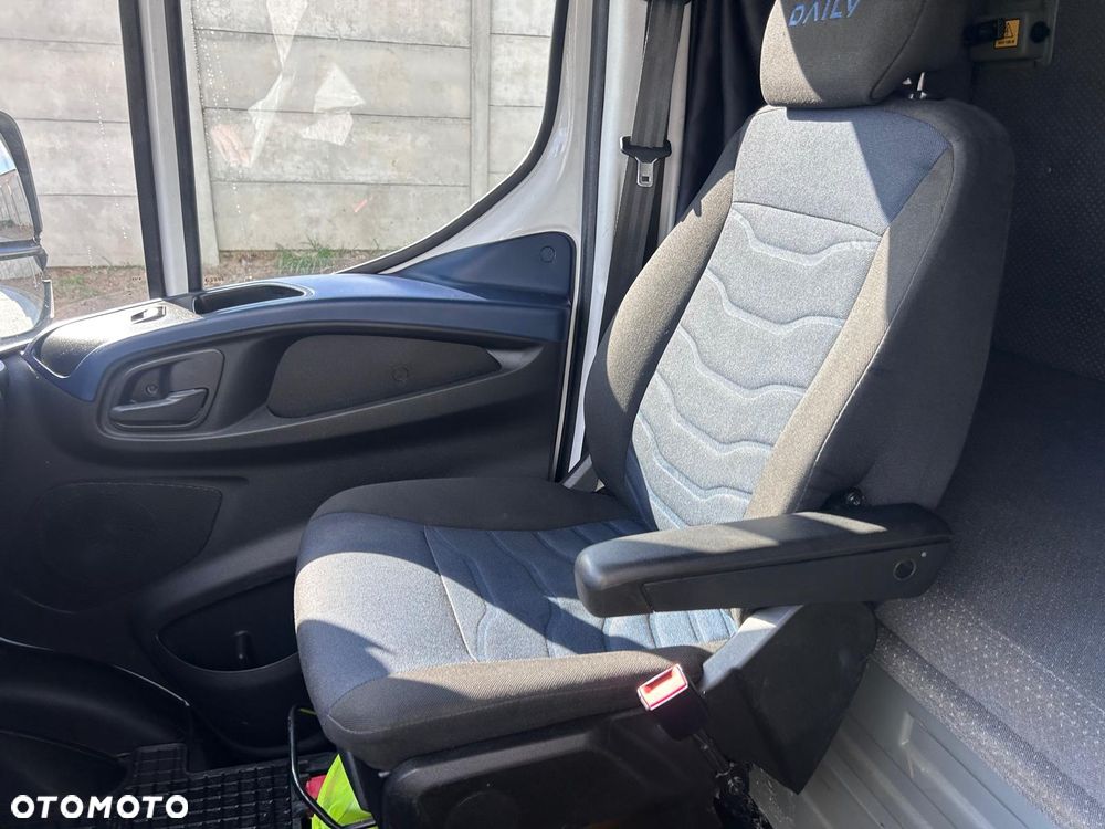 Iveco Daily 35S18 - 27