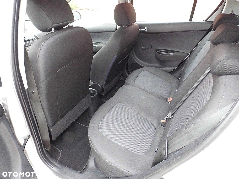 Hyundai i20 1.2 Classic - 6