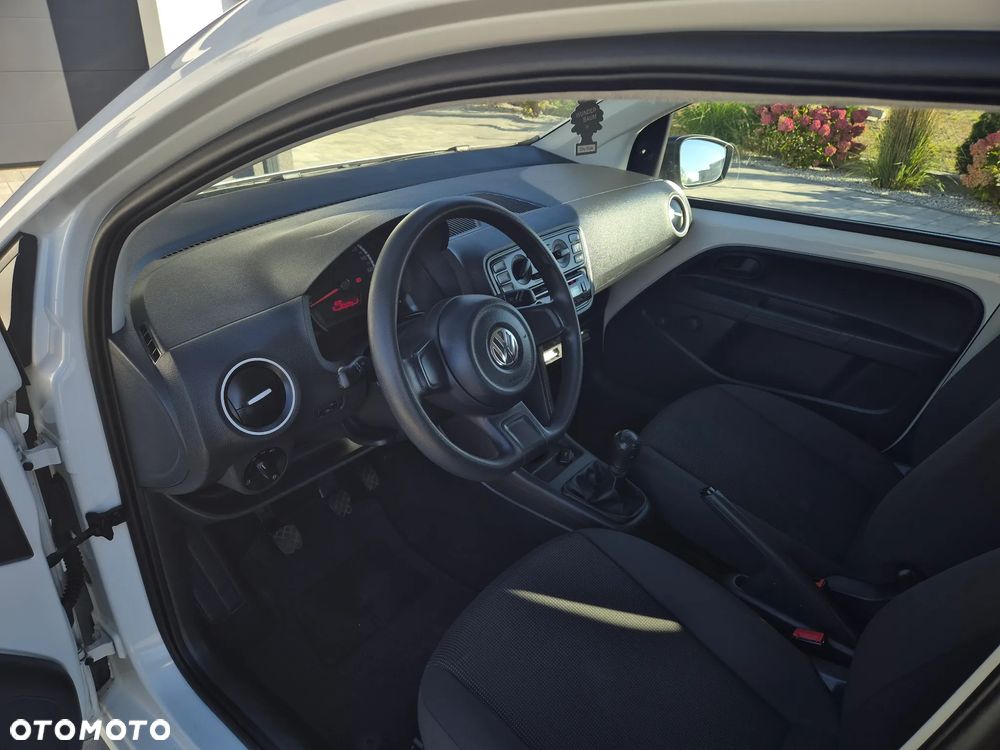 Volkswagen up! 1.0 move Perfectline - 11