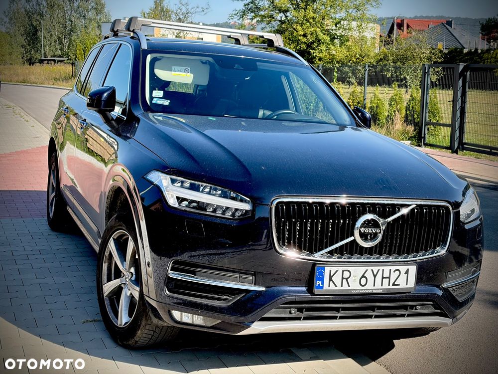 Volvo XC 90 D5 AWD Momentum - 1
