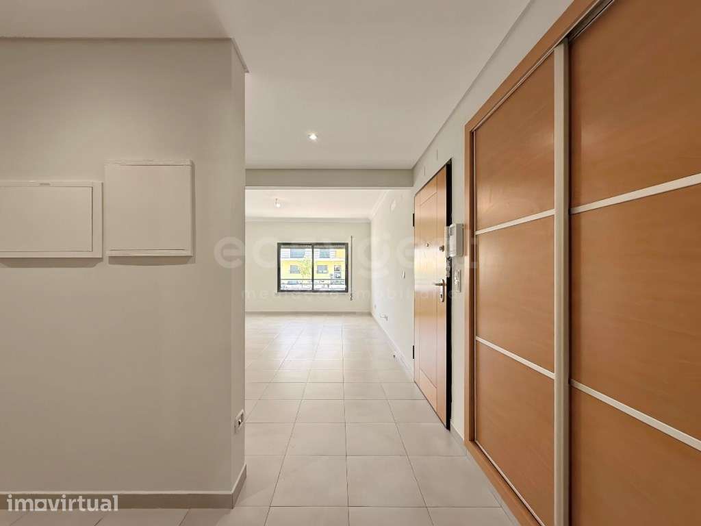 Apartamento T3 Luminoso com Arrecadação, no Pinhal Novo - Grande imagem: 3/36