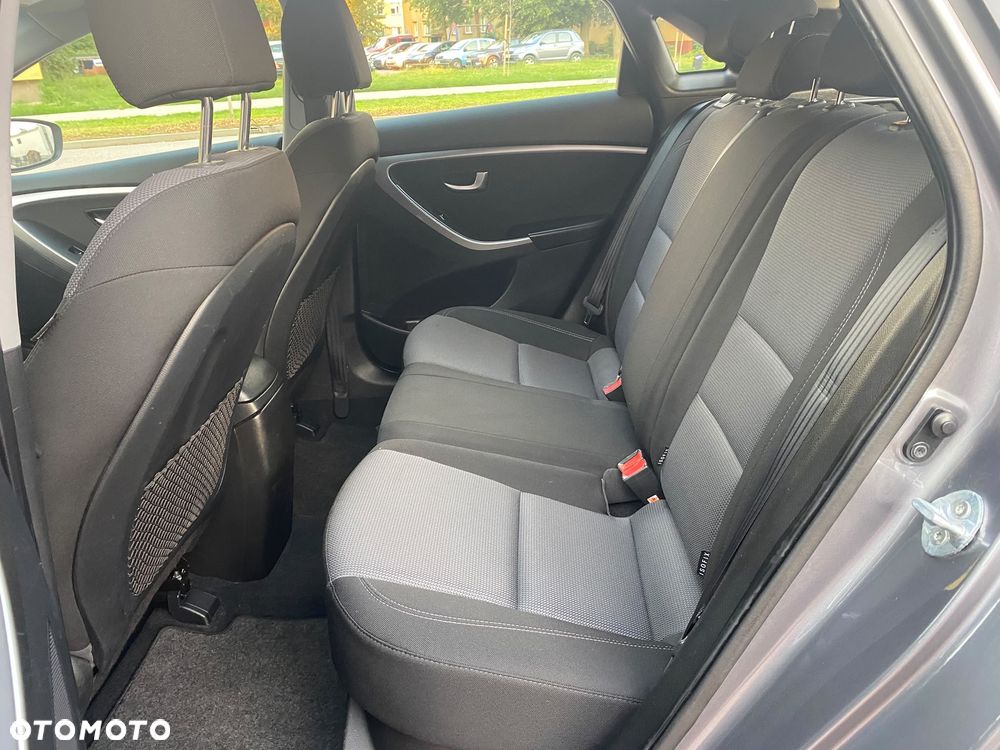 Hyundai i30 blue 1.6 GDI Style - 7