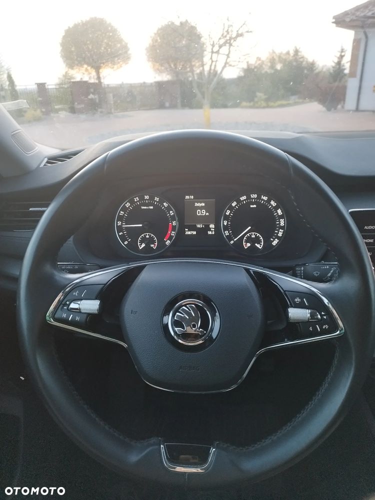 Skoda Octavia 2.0 TDI Ambition - 8