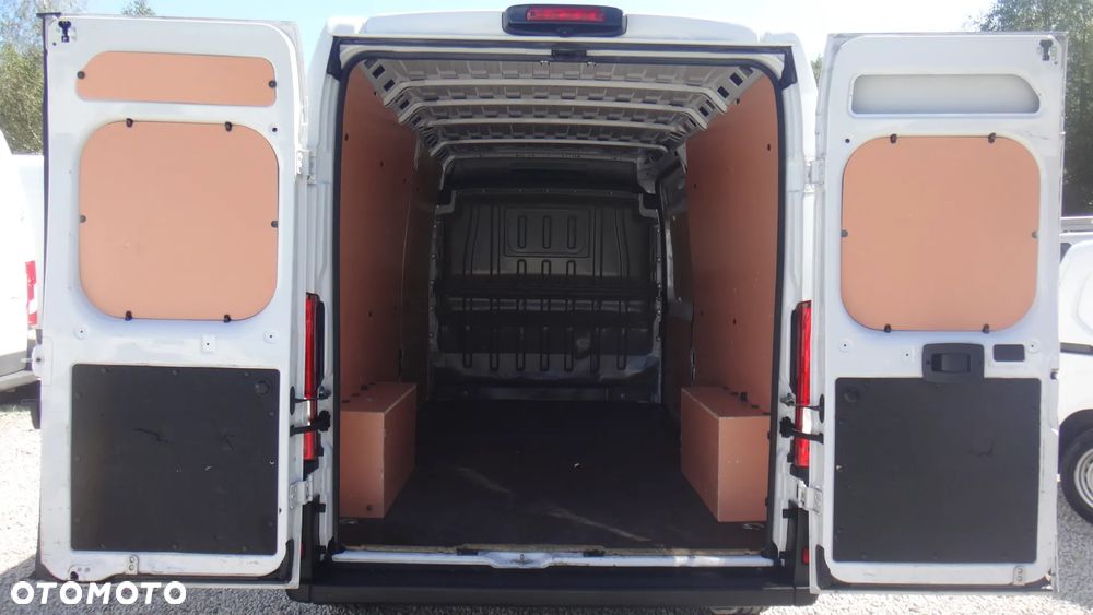 Opel Movano - 8
