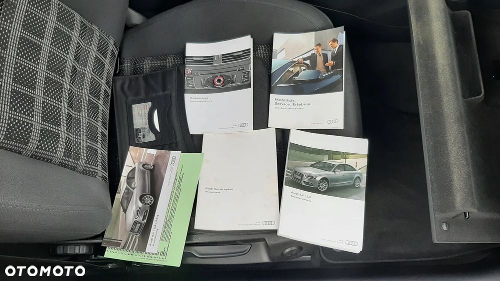 Audi A4 Limousine - 20